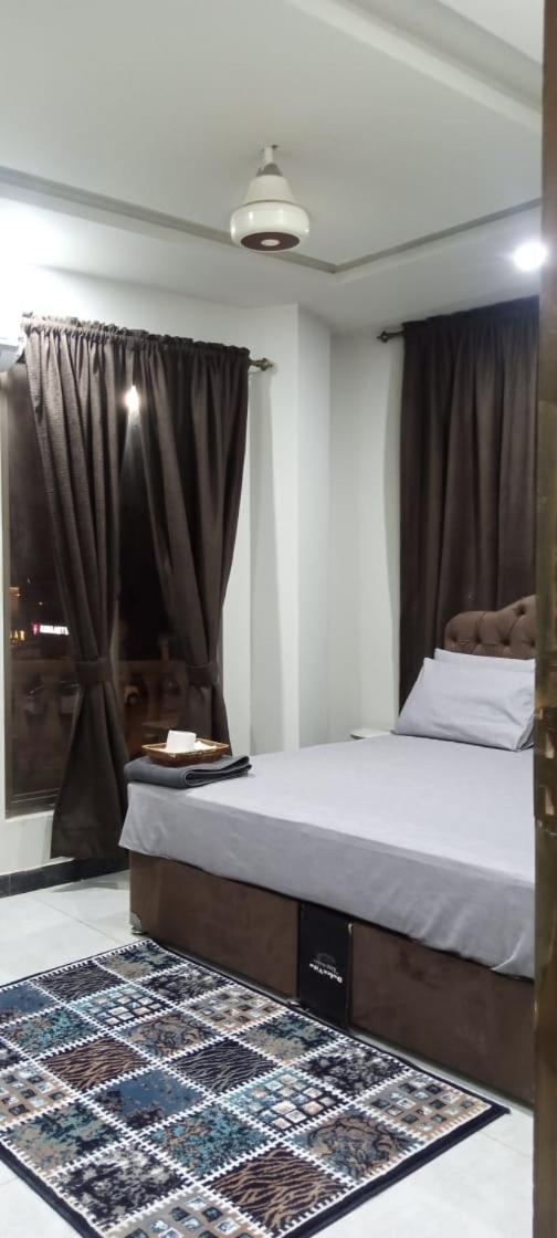 Northern Suites Bahria Town Rawalpindi Oda fotoğraf